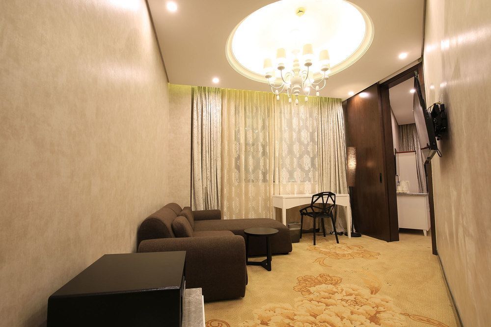 Crown Crystal 4* Shanghai