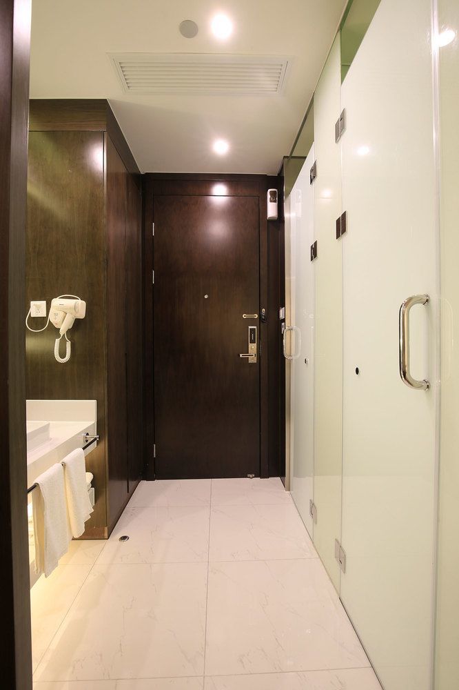 Crown Crystal 4* Shanghai